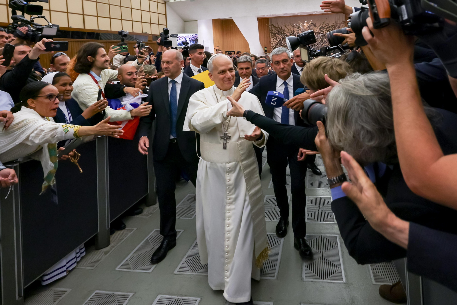 Imponująca liczba followersów Leona XIV – znajdź papieża w mediach