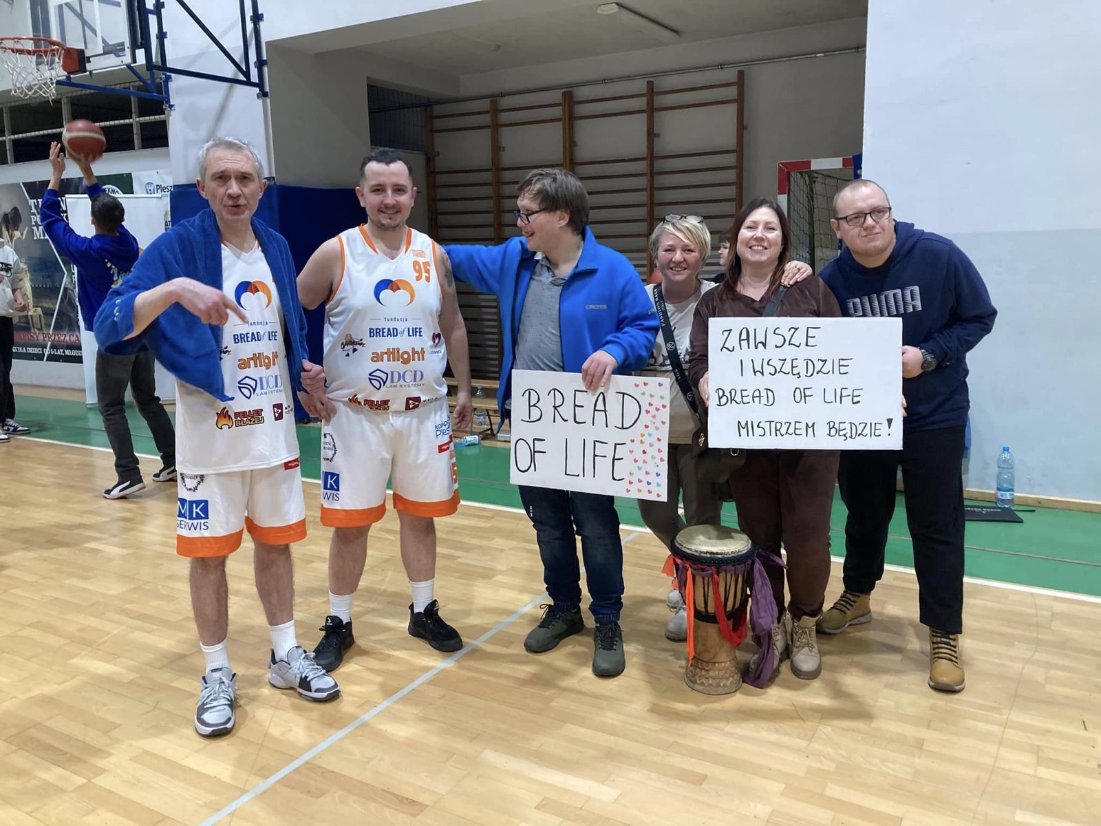 Chrystus spłacił mój dług – dlatego ja pomagam innym [ROZMOWA]