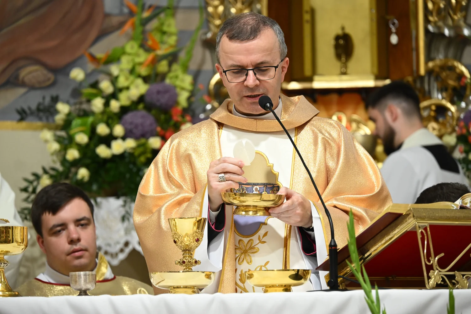 Nowe Skalmierzyce: bp Damian Bryl ustanowił Diecezjalne Sanktuarium Bożego Ciała