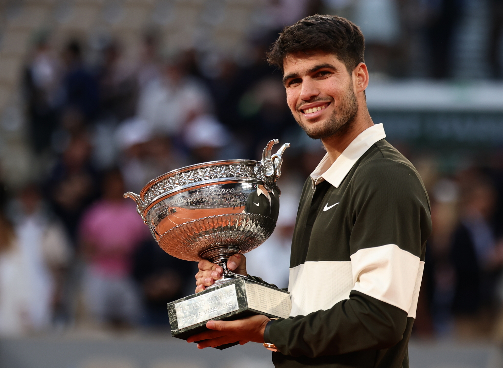 Roland Garros 2025: Carlos Alcaraz ponownie z Pucharem [+GALERIA]