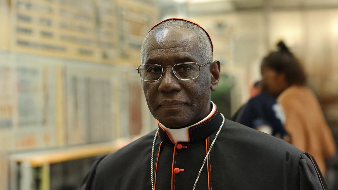 Kard. Robert Sarah we Francji: Bóg pragnie życia, a nie śmierci