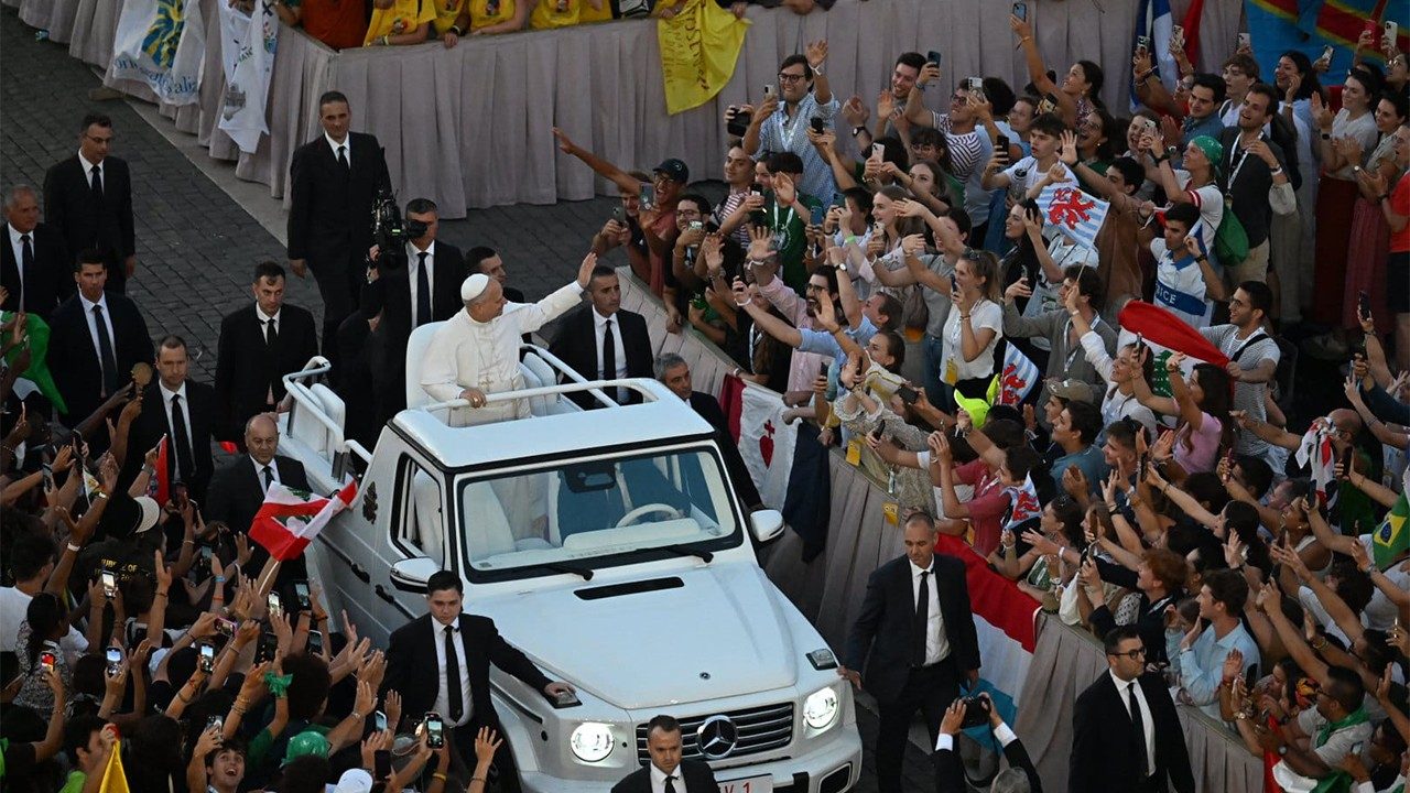 Rzym: polscy pielgrzymi upamiętnią Godzinę „W”