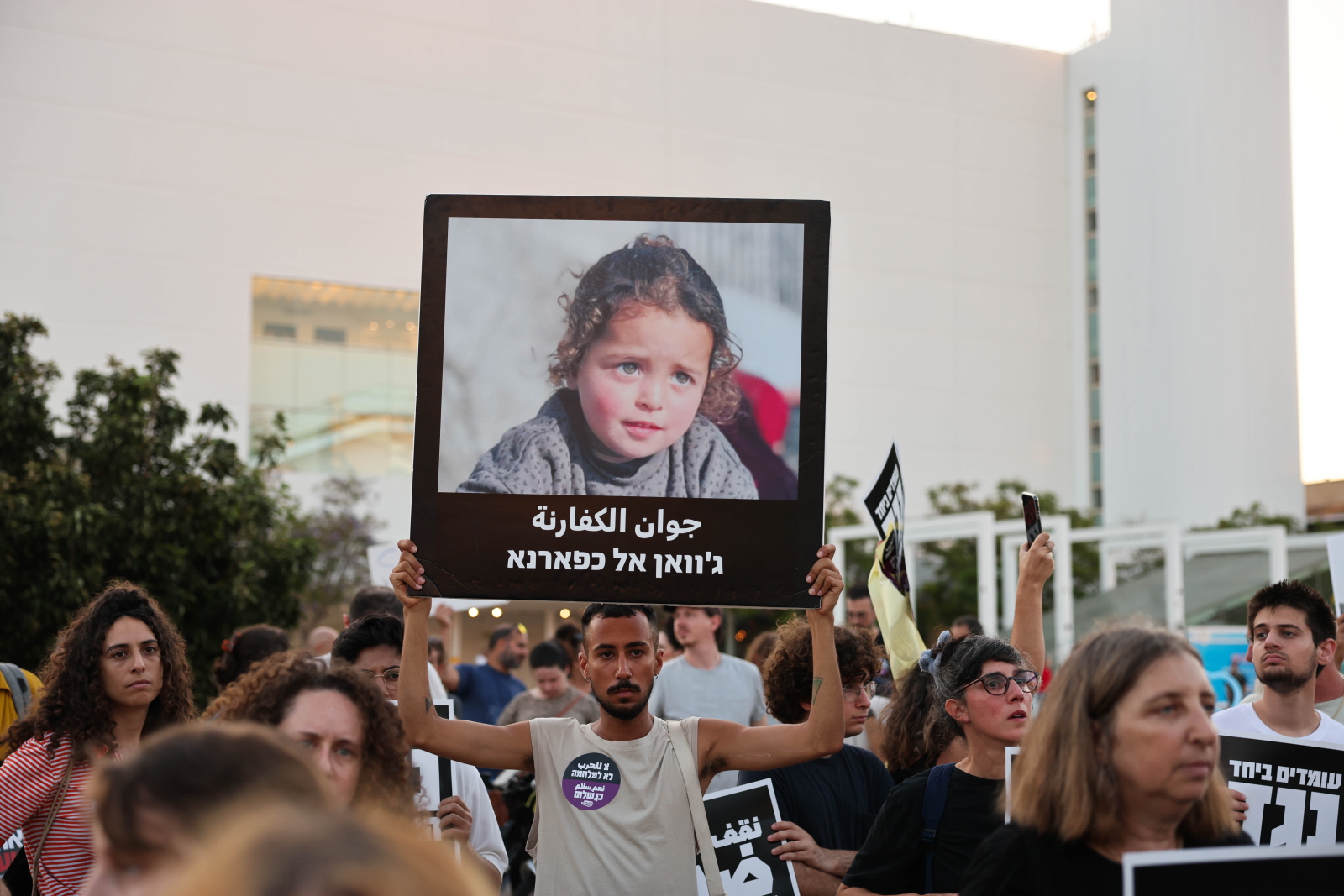 Belgia weźmie udział w zrzutach pomocy dla Gazy; możliwe dalsze działania wobec Izraela