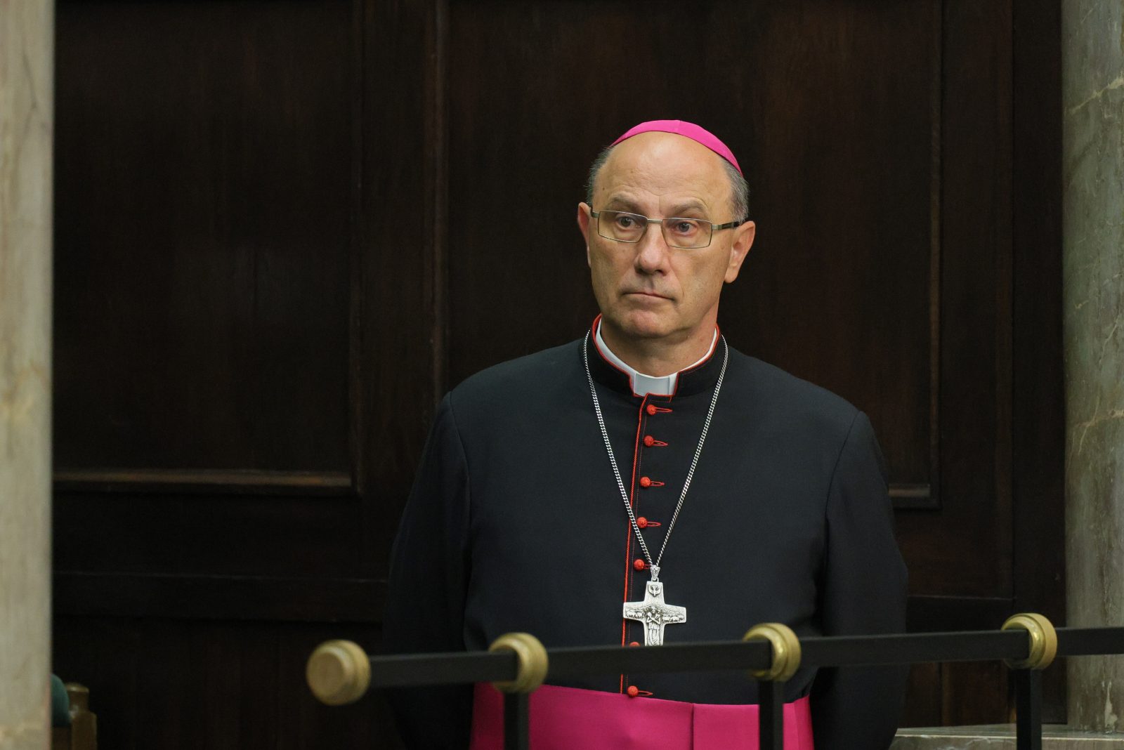 Bp Artur Ważny: w kwestii komisji ds. zbadania zjawiska pedofilii w episkopacie jest różnica zdań