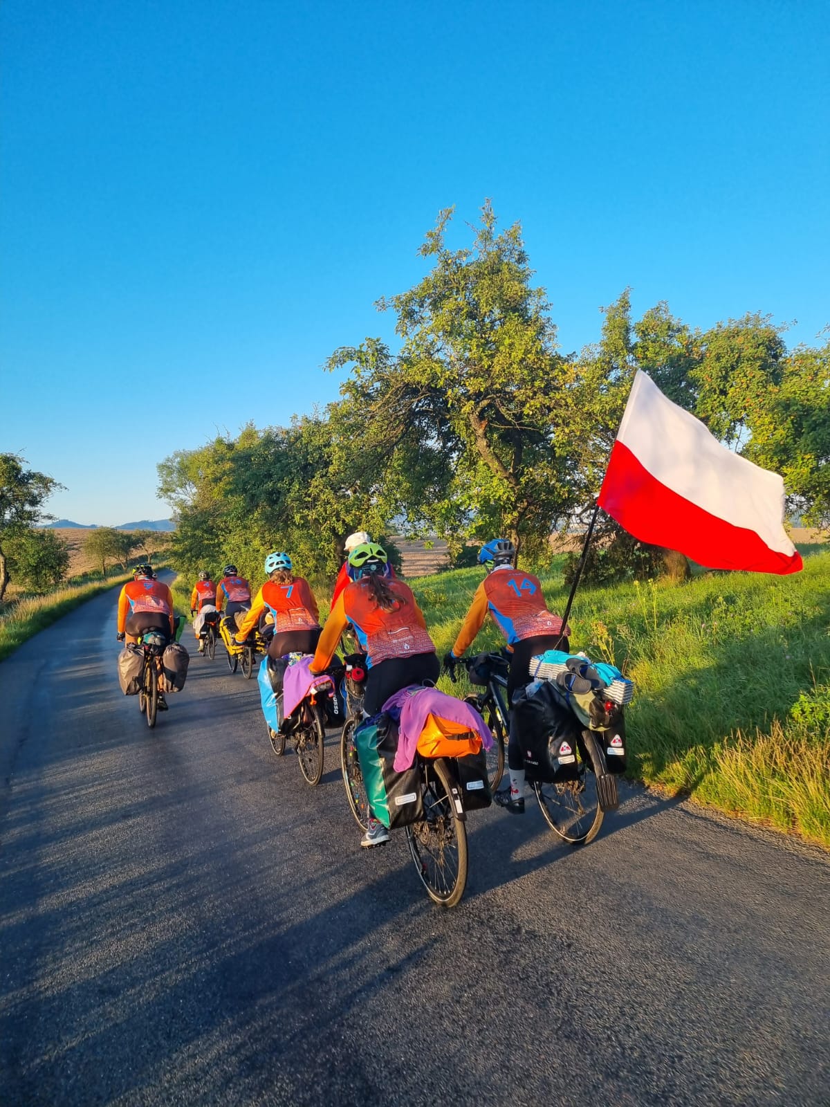 NINIWA Team: na dwóch kołach przez tysiące kilometrów [+GALERIA]