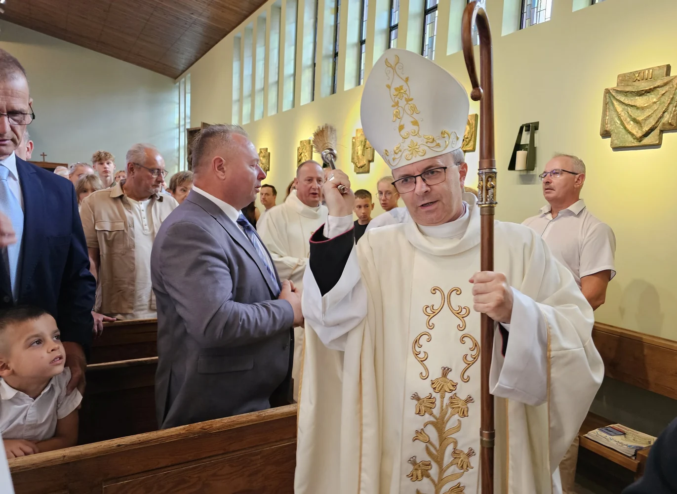 Biadki: parafianie świętowali 100 lat parafii Izydora Oracza