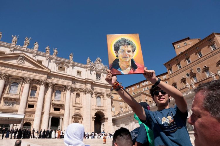 Włochy: powstaje serial telewizyjny o św. Karolu Acutisie