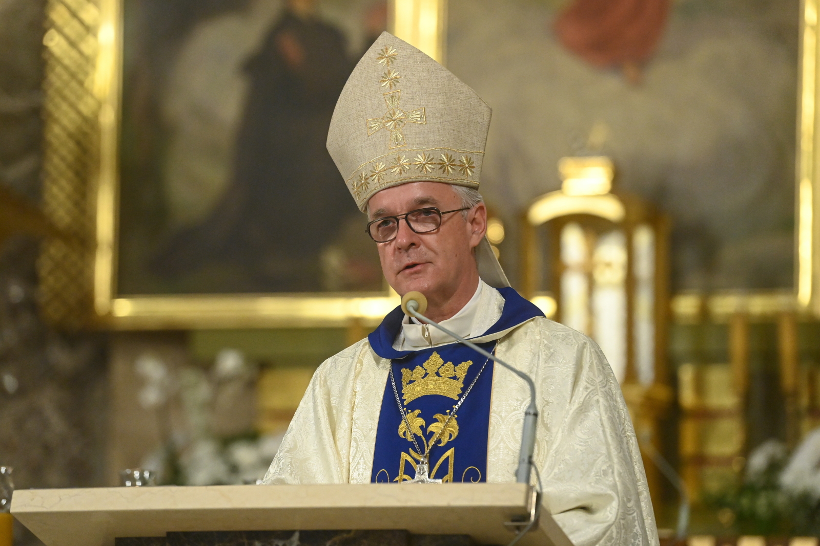Katedra polowa: msza święta w intencji Wojska Polskiego z udziałem Pary Prezydenckiej [+GALERIA]