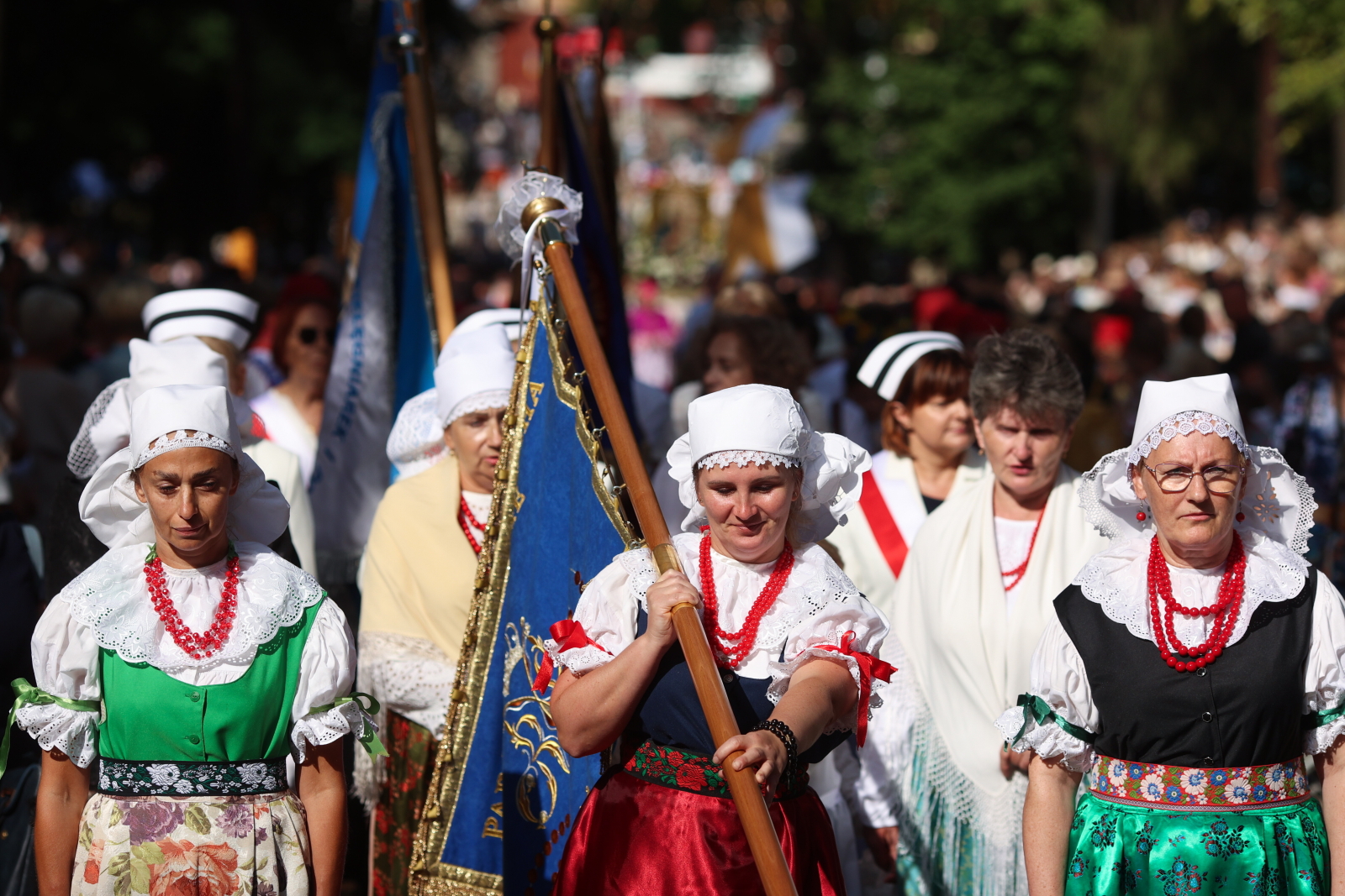 Setki kobiet na pielgrzymce do sanktuarium Najświętszej Maryi Panny w Piekarach Śląskich [+GALERIA]