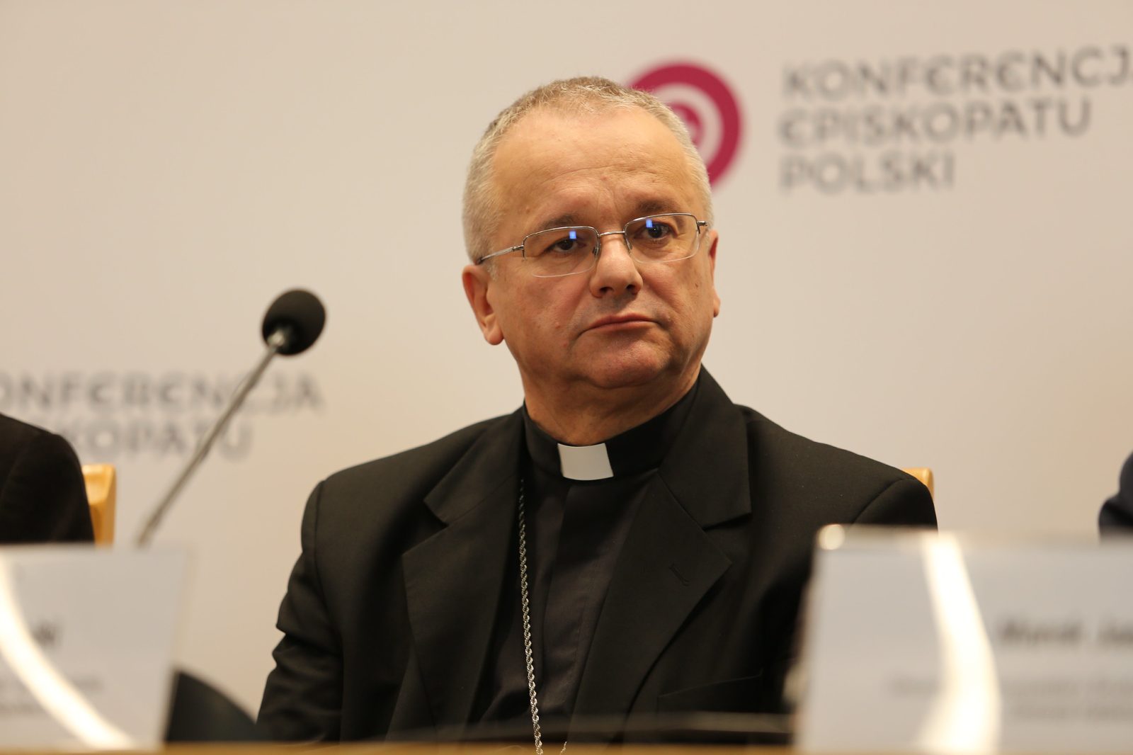 Biskup zielonogórsko-gorzowski ostrzegł przed spotkaniami organizowanymi przez ks. Galusa