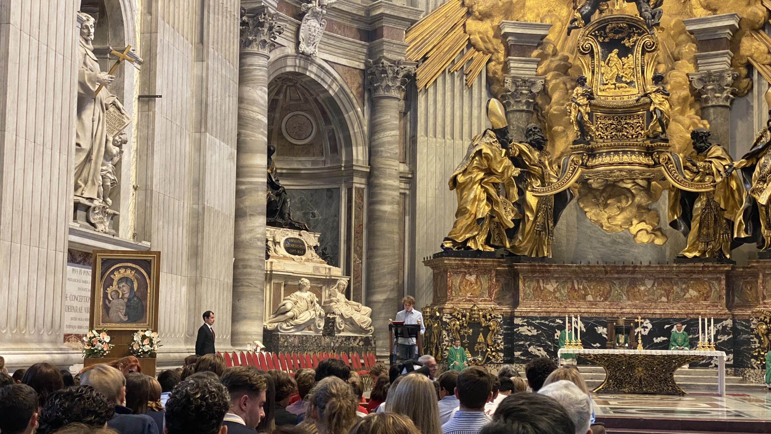 Abp Fisichella: Jak telefon bez zasięgu, tak my bez Jezusa