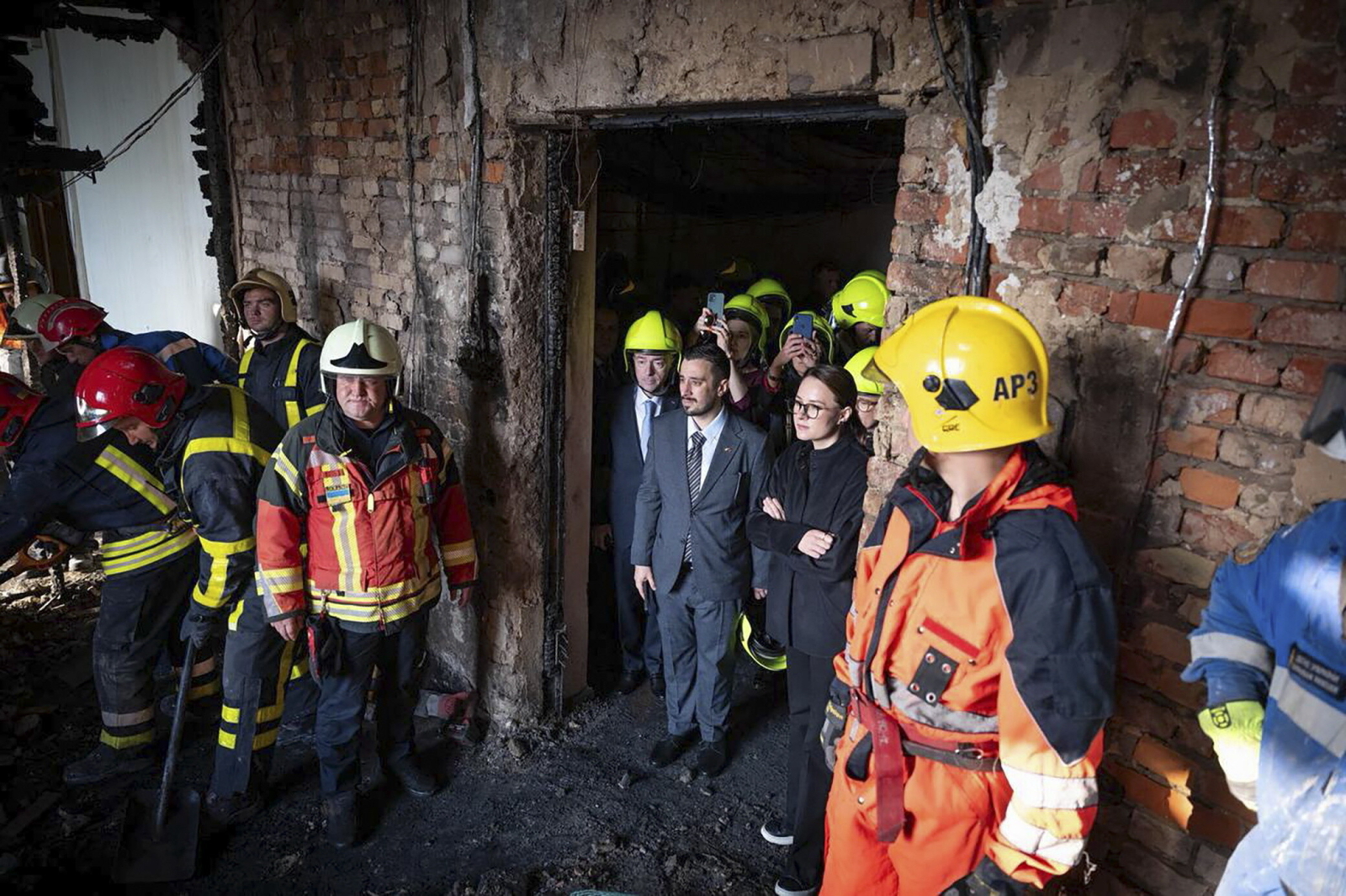 Ukraina: 21 zabitych w ataku Rosjan na Jarową; Zełenski wezwał USA i UE do reakcji 