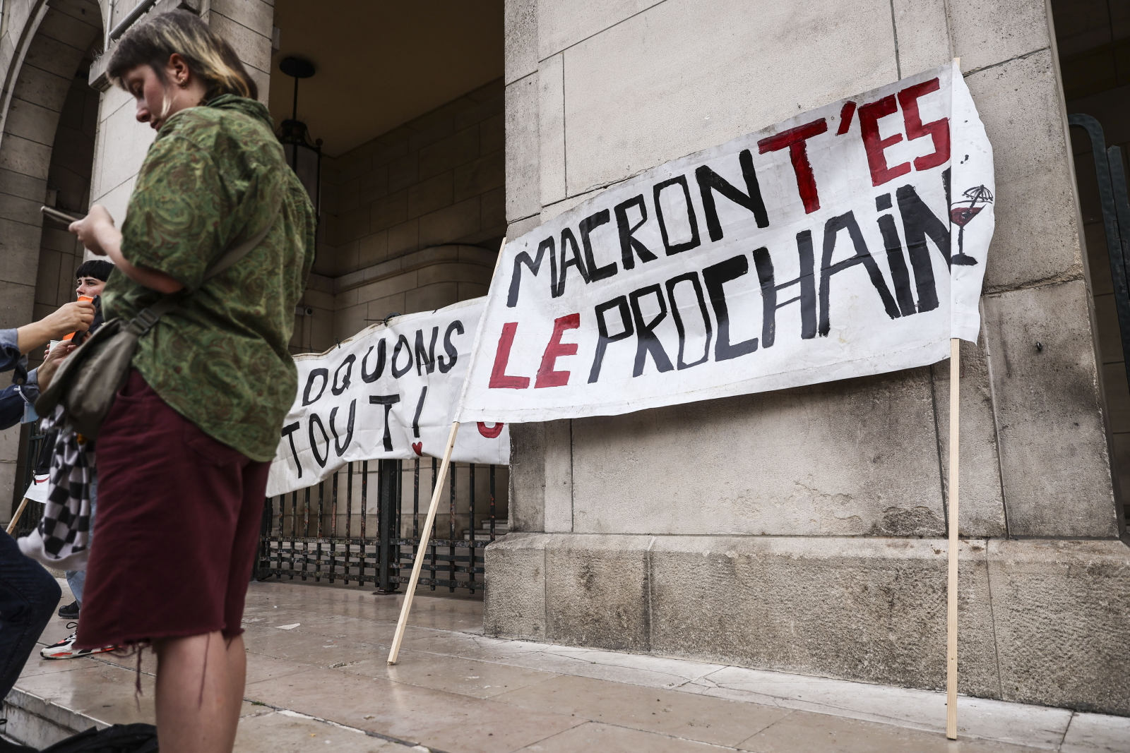 Kryzys we Francji: nasilają się antyrządowe protesty