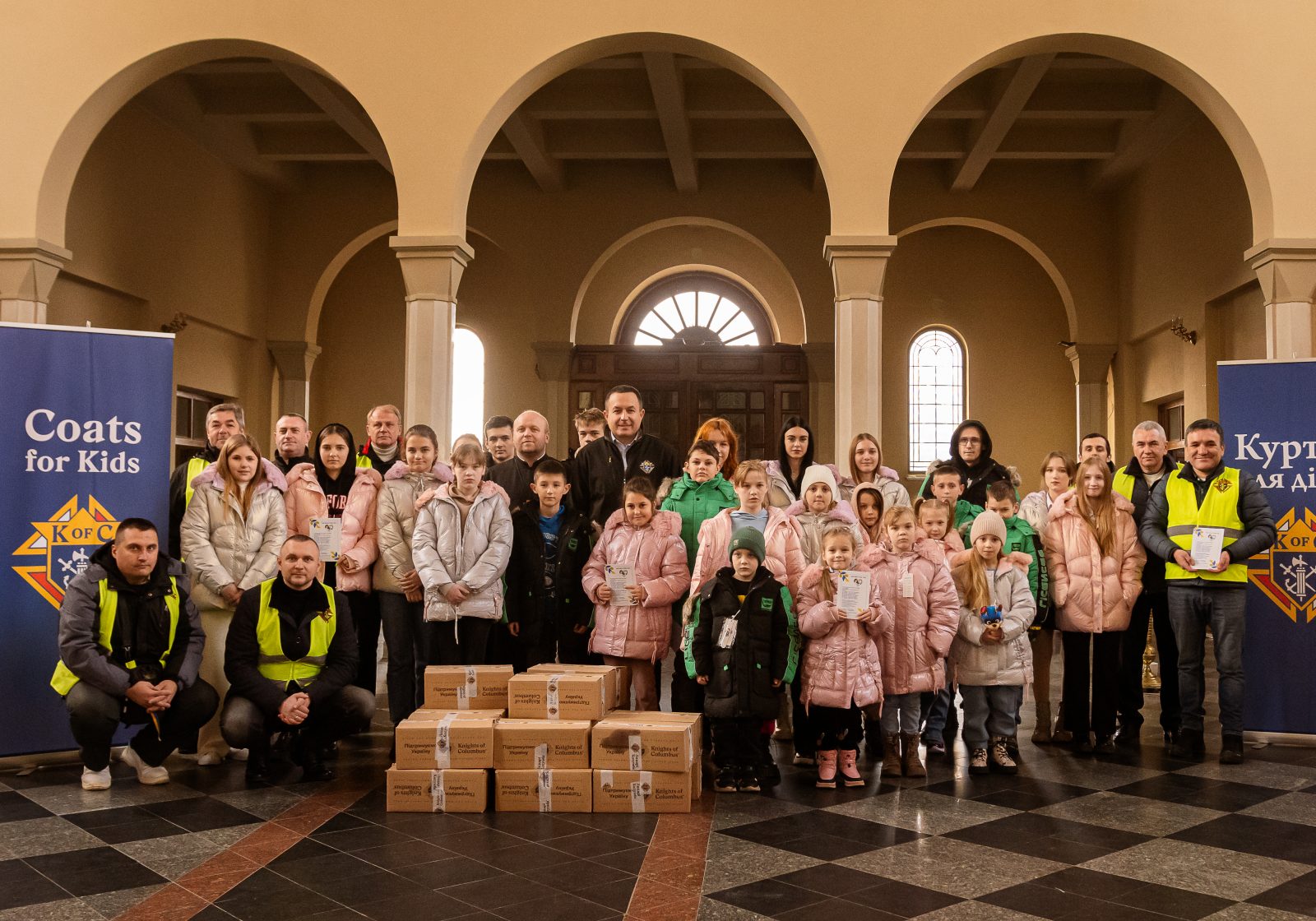 Rycerze Kolumba: braterstwo, które ratuje życie na Ukrainie