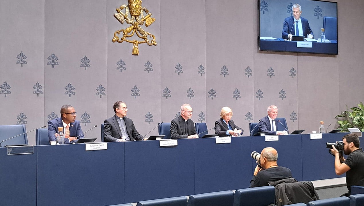 Kard. Thibault Verny: ochrona małoletnich wiąże się ze słuchaniem ofiar
