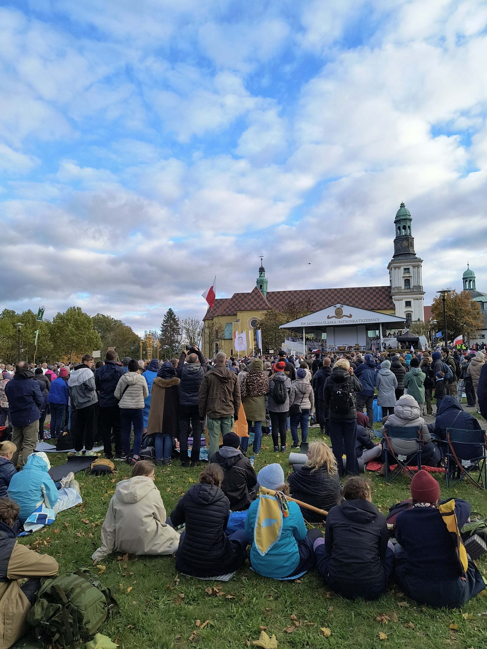 Tysiące wiernych na 46. Pieszej Pielgrzymce Wrocławskiej do Trzebnicy