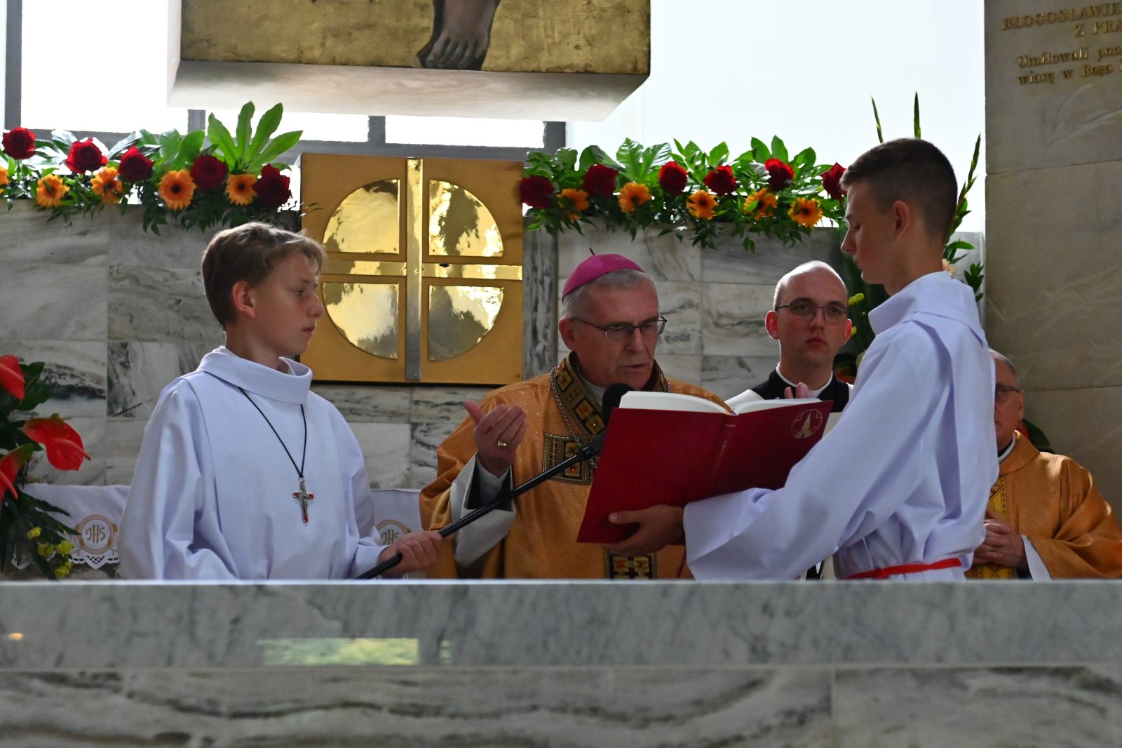 Siedlce: konsekracja kościoła w parafii św. Teresy od Dzieciątka Jezus