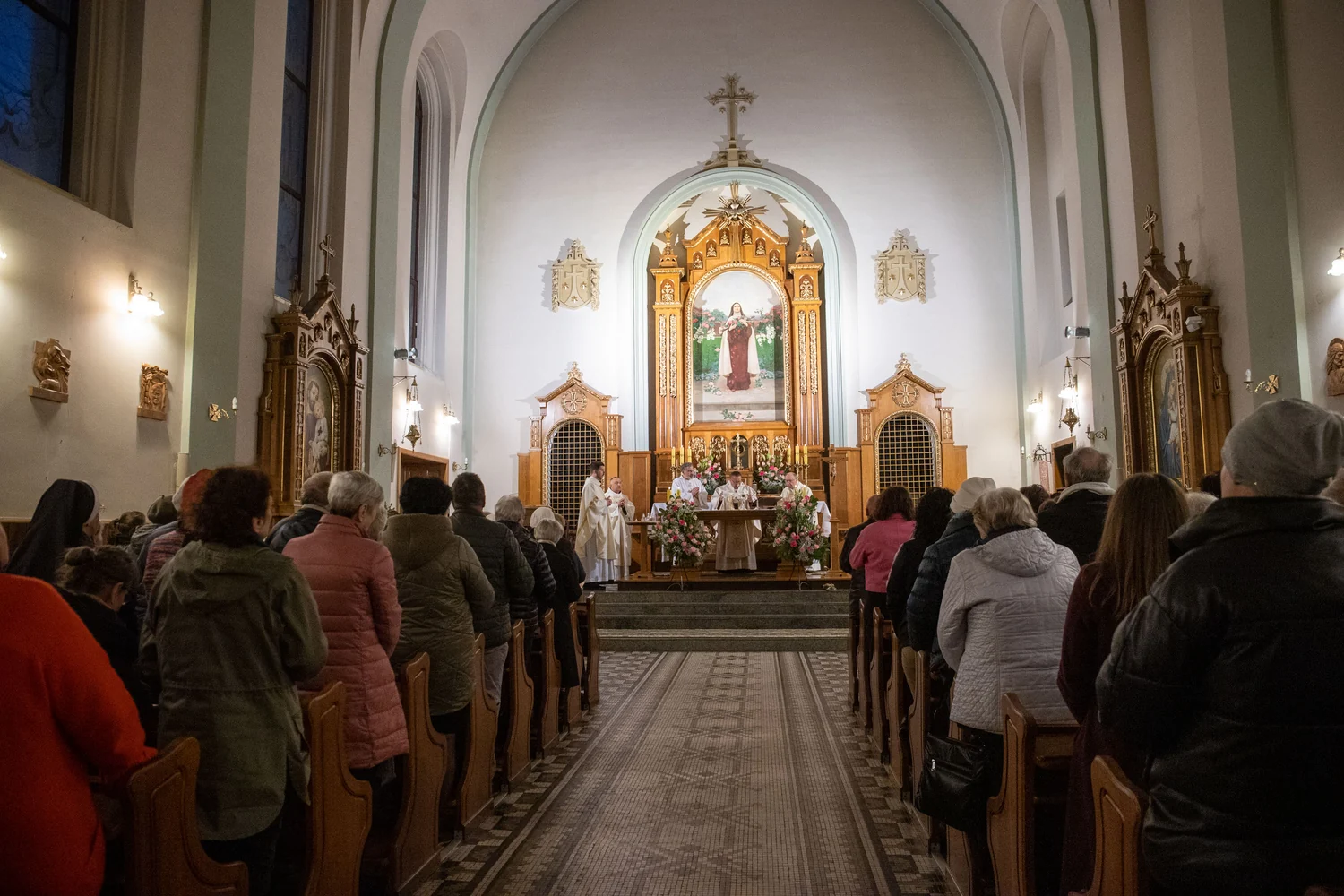 Kard. Ryś w łódzkim Karmelu: Jezus obecny jest w najmniejszych