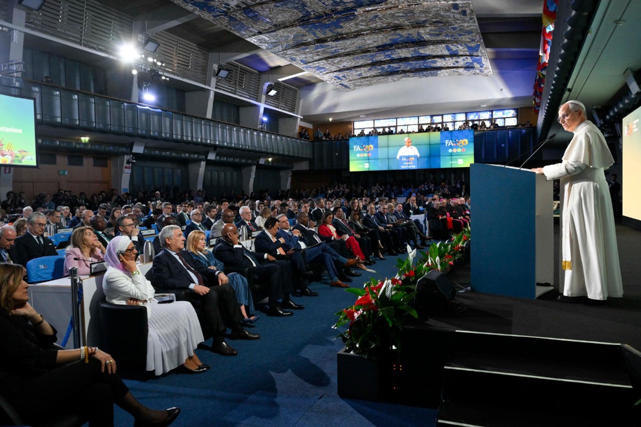 Papież w FAO: możemy pokonać głód, jesteśmy za to odpowiedzialni
