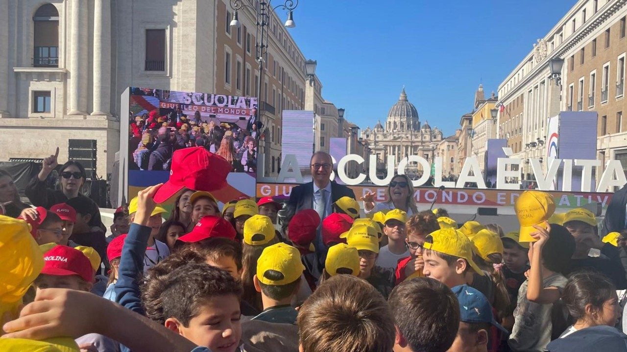 „Szkoła jest życiem”. W Rzymie rozpoczął się Jubileusz Oświaty
