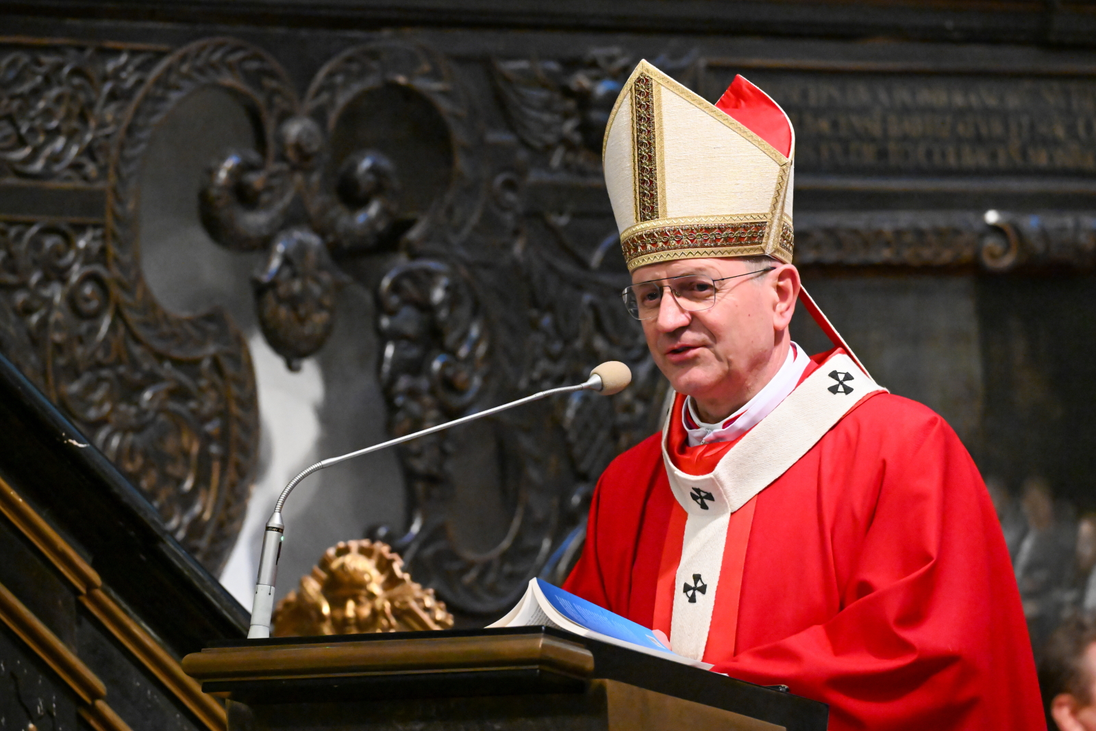 Przewodniczący KEP: obchodząc 1060. rocznicę Chrztu Polski, dziękujemy Bogu za dar wiary