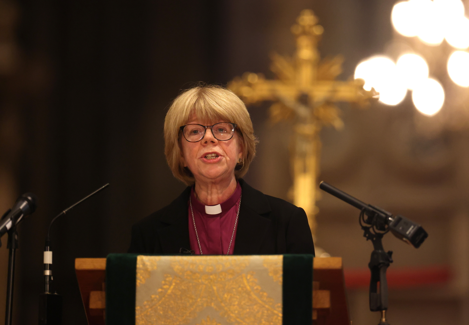 Sarah Mullally – pierwsza kobieta na czele Kościoła anglikańskiego