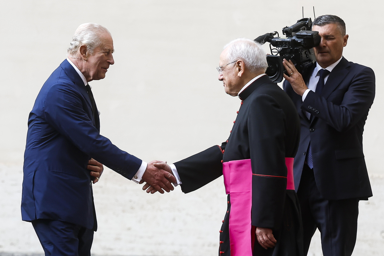 Watykan: król Karol III i królowa Kamila przyjechali do Watykanu na spotkanie z Leonem XIV