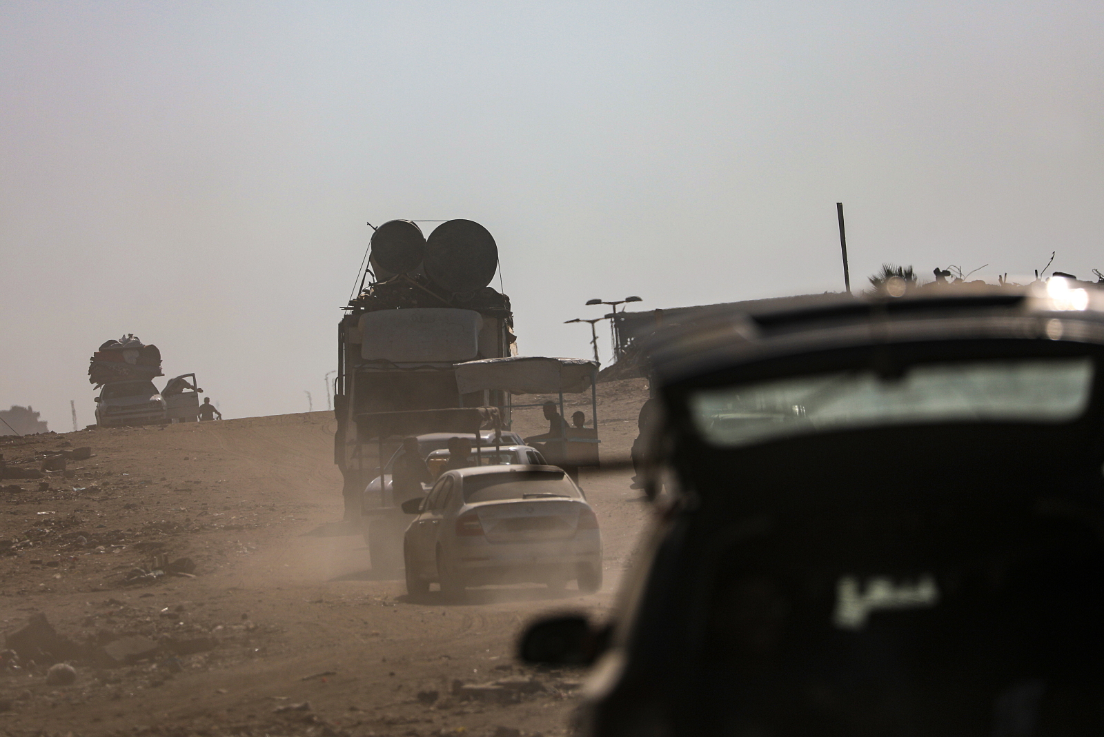 Kruchy rozejm między Izraelem a Strefą Gazy, kolejne naloty, są zabici