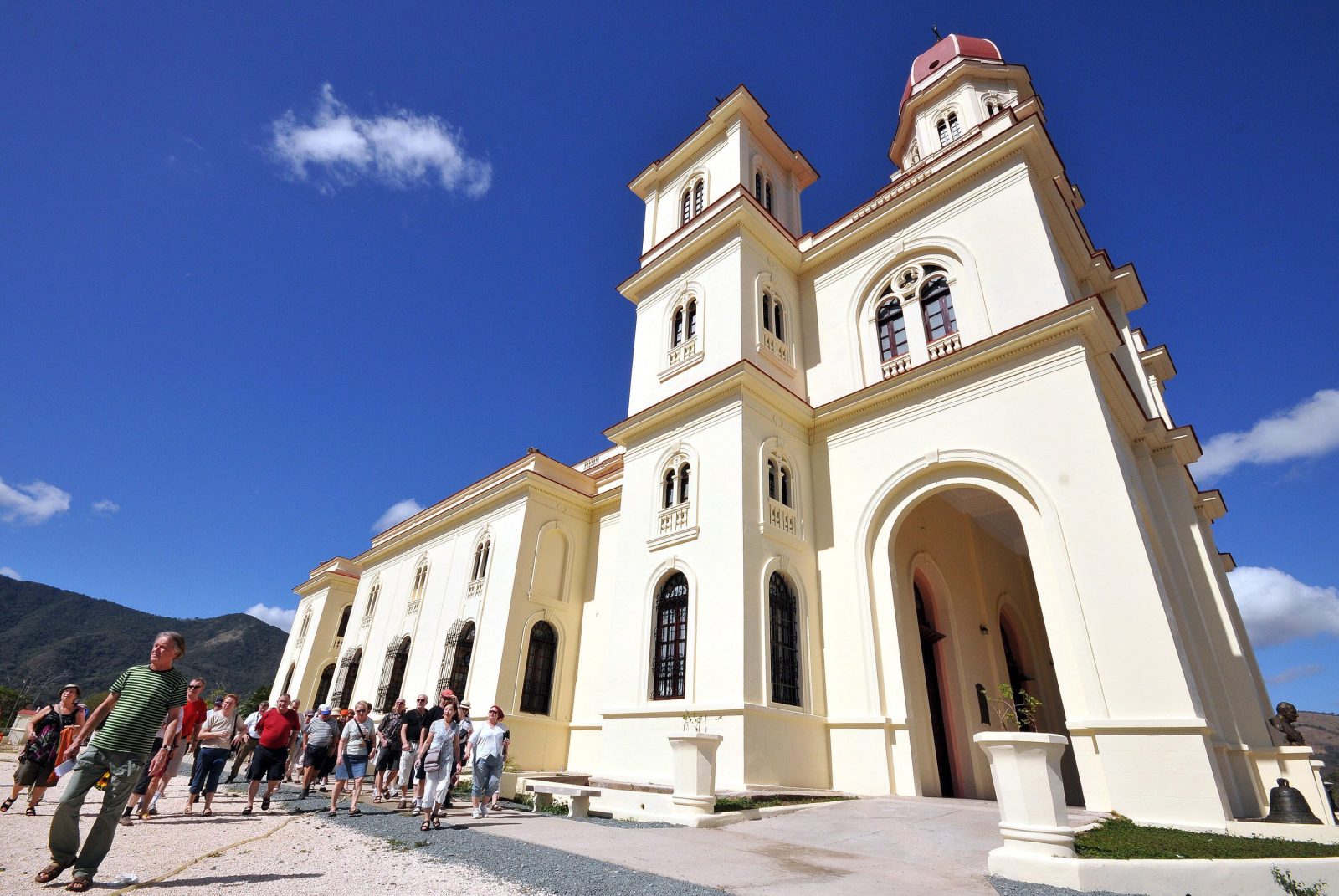 Huragan Melissa uszkodził najważniejsze miejsce pielgrzymkowe na Kubie