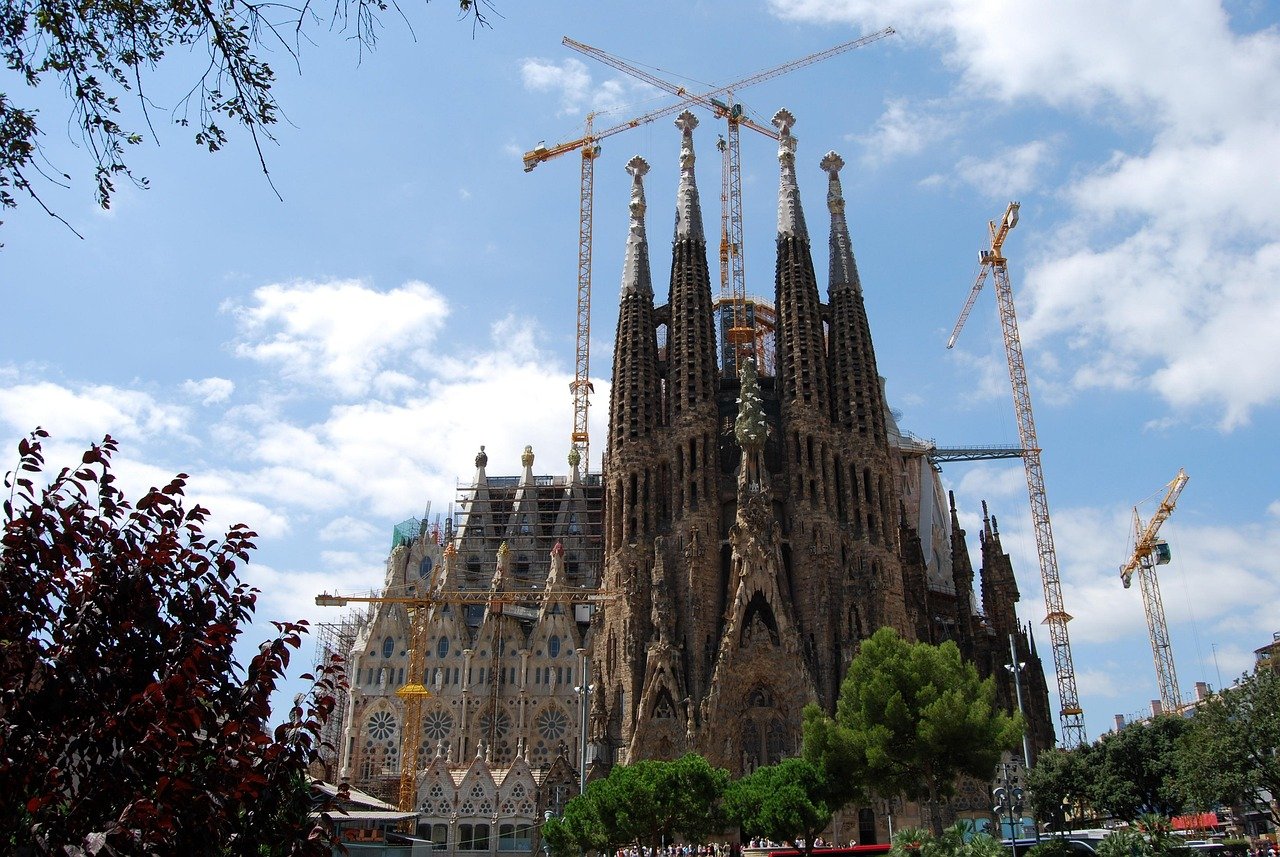 Sagrada Família w Barcelonie ma już najwyższą na świecie wieżę kościelną