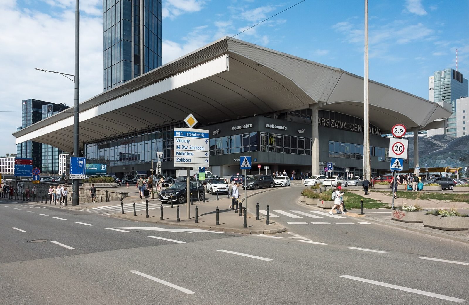 Warszawa: Dworzec Centralny wyłączony z ruchu