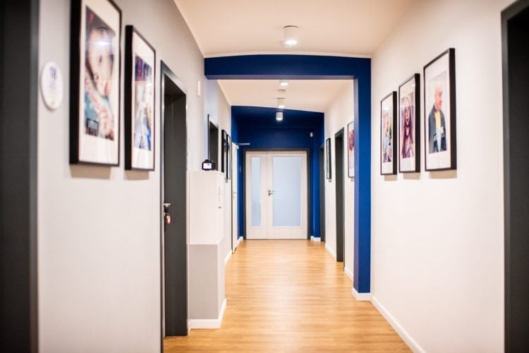 Ewa Liegman: żałoba nie trwa rok. To droga, którą trzeba przejść z kimś [ROZMOWA]