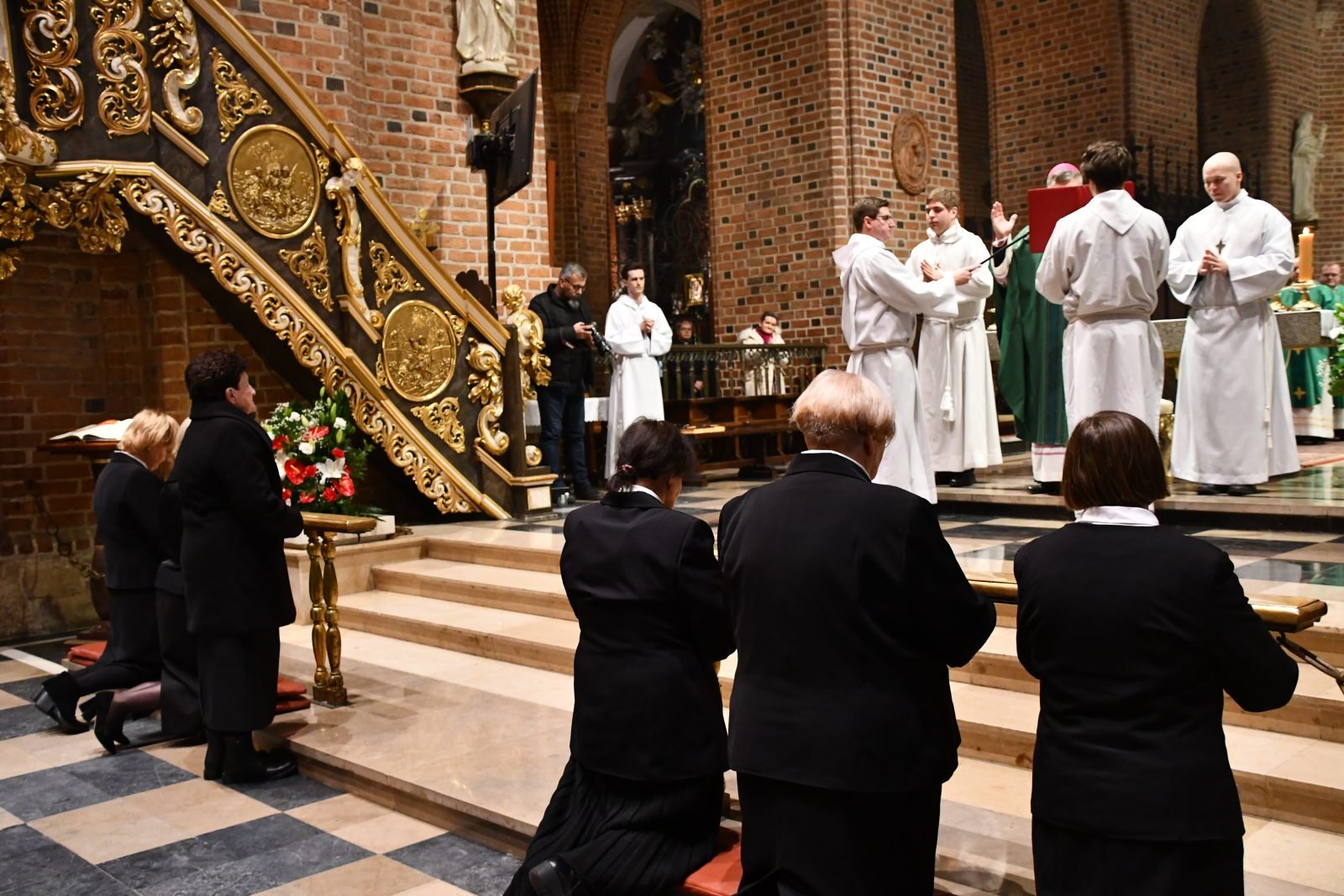 „Wasze życie nabiera nowego sensu i nowego blasku”. W Poznaniu odbyła się konsekracja wdów [+GALERIA]