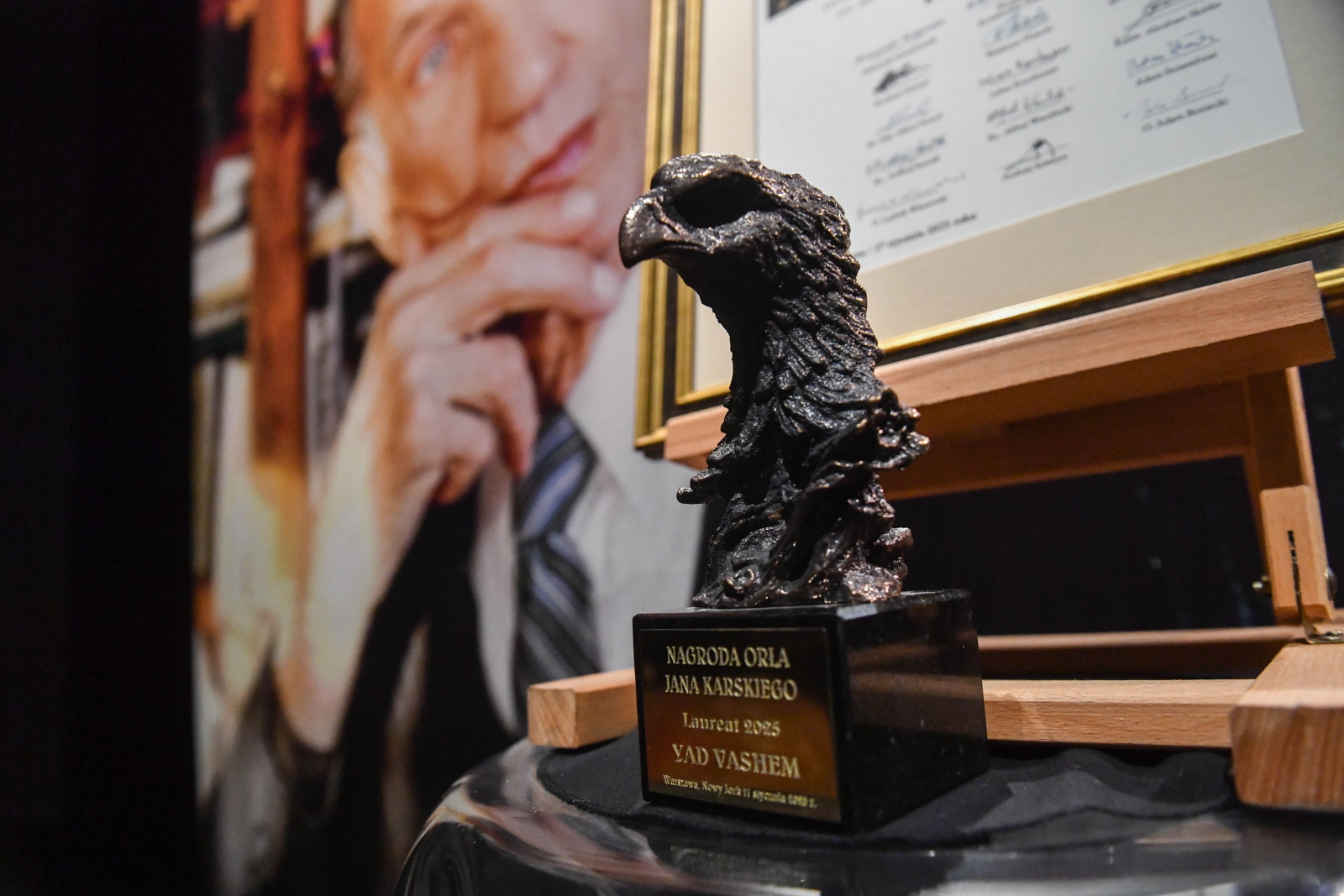 Warszawa: Instytut Yad Vashem otrzymał Nagrodę Orła Jana Karskiego