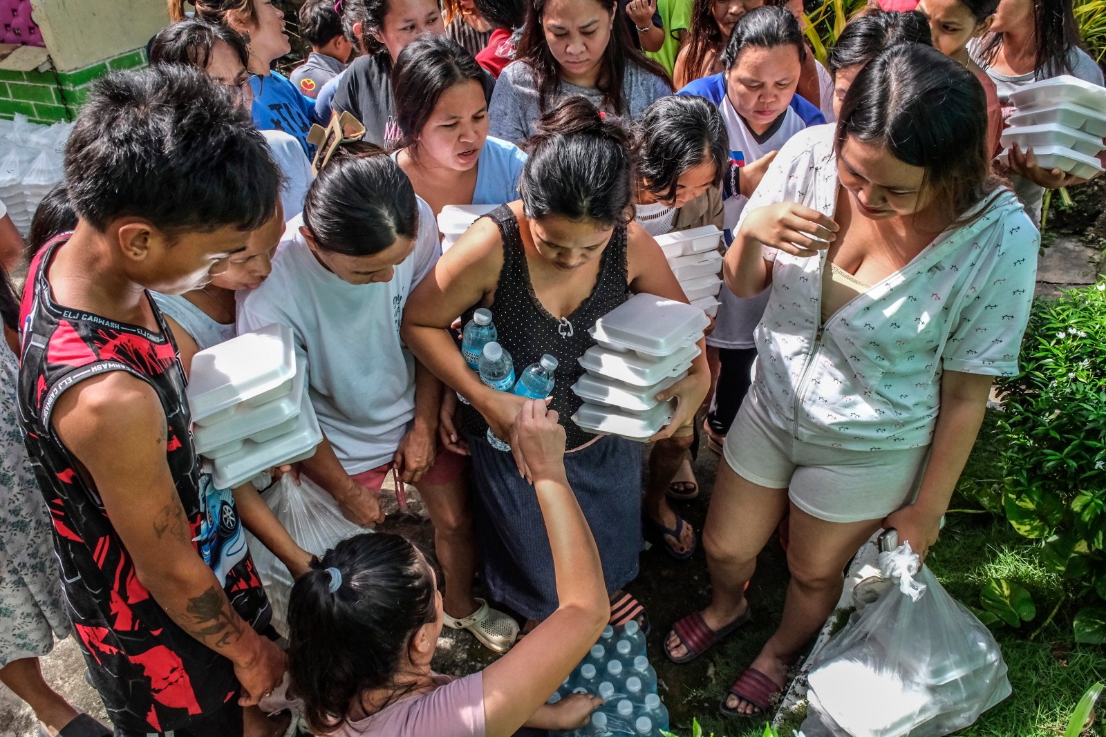 Filipiny: stan wyjątkowy po przejściu tajfunu Kalmaegi