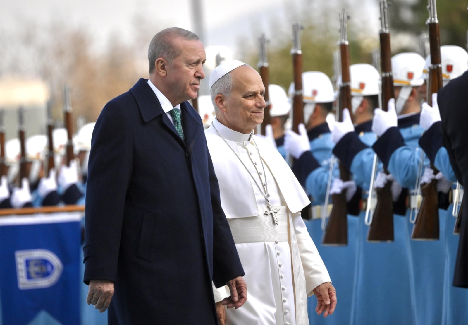 Papież spotkał się z prezydentem i odwiedził mauzoleum Atatürka