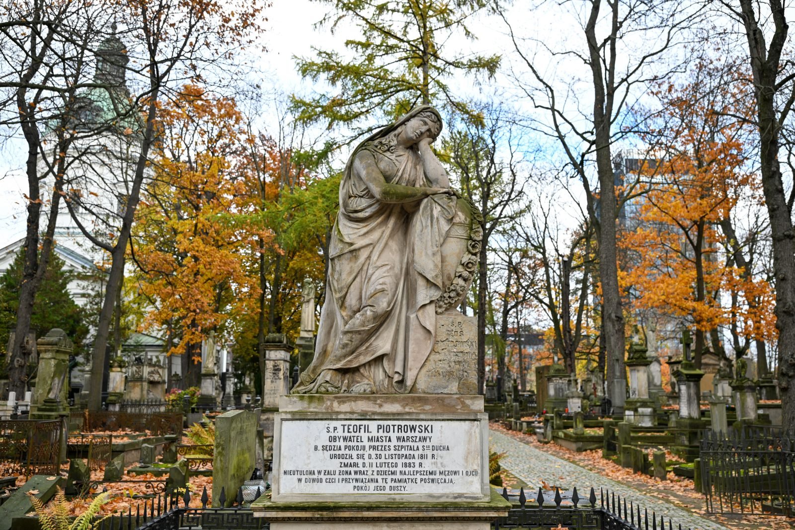 Karol Gądzik (Fundacja Stare Powązki): to miejsce, które pamięta historię Warszawy