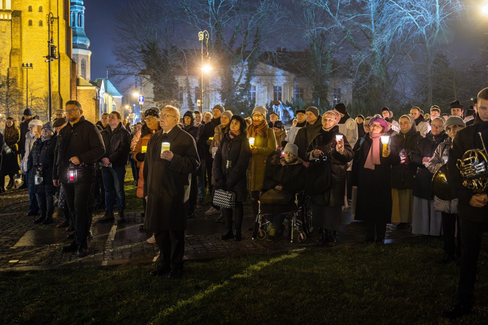 Poznań: procesja światła przeszła ulicami miasta [GALERIA]