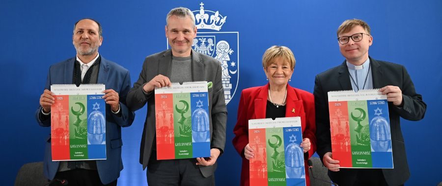 Kalendarz Trzech Religii