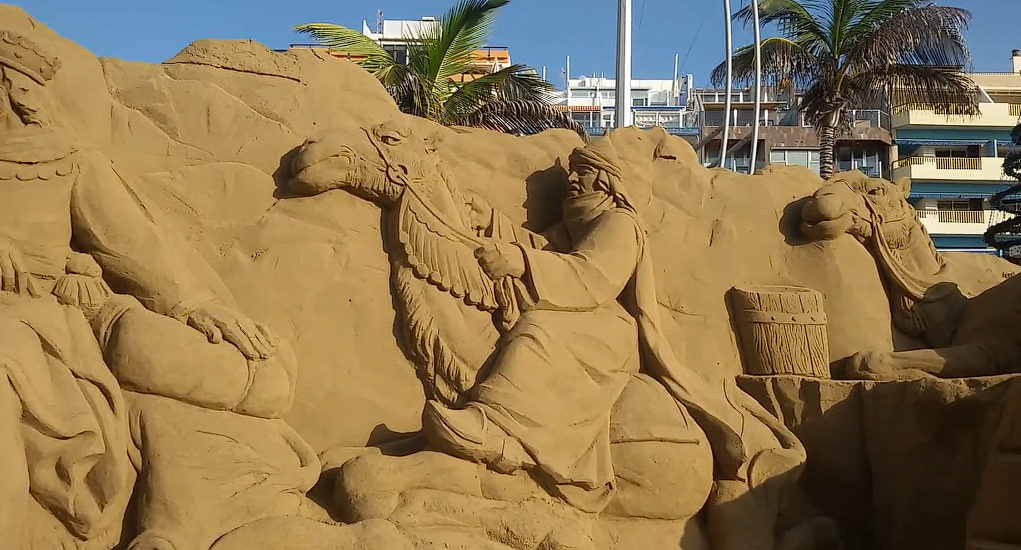 Hiszpania: piaskowa szopka bożonarodzeniowa na Wyspach Kanaryjskich przyciąga tysiące osób