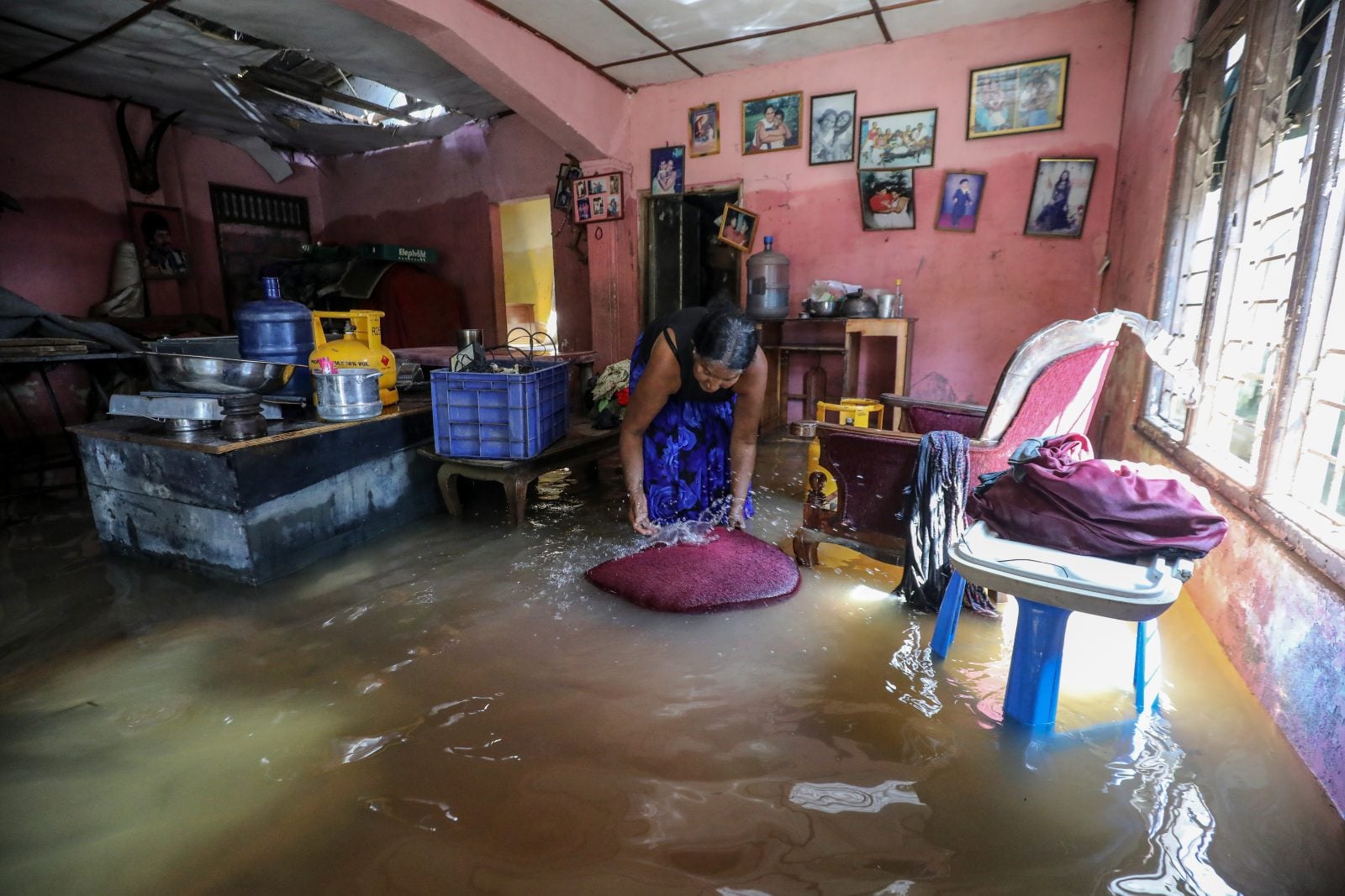 Sri Lanka: bilans ofiar śmiertelnych powodzi i osunięć ziemi wzrósł do 607 [+GALERIA]