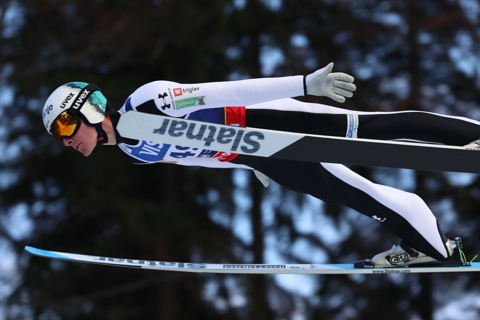 PŚ w skokach – Wisła: bezkonkurencyjny był Domen Prevc [+GALERIA]