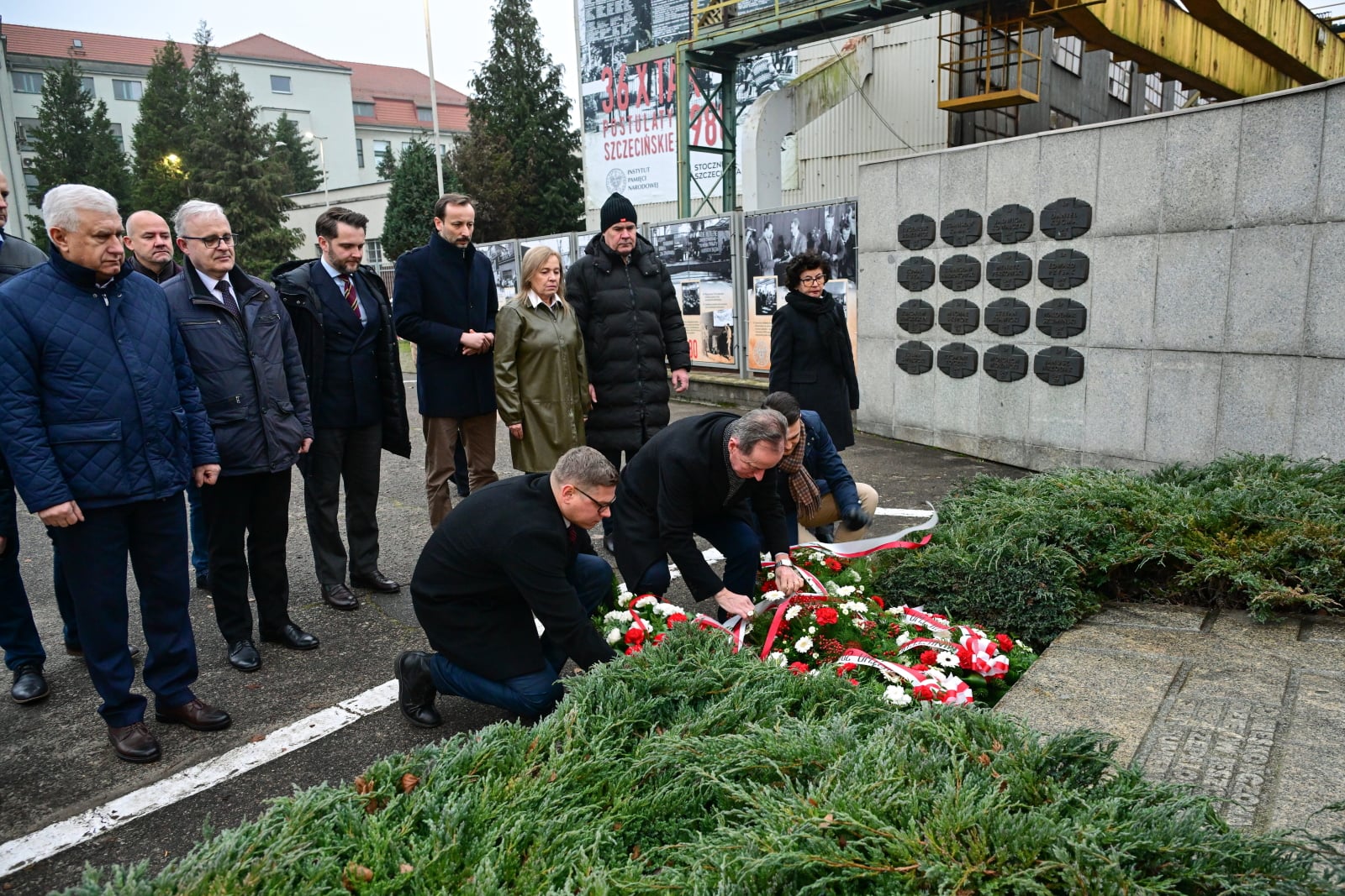 13 grudnia – modlitwy za ofiary stanu wojennego i akcja „Zapal Światło Wolności”