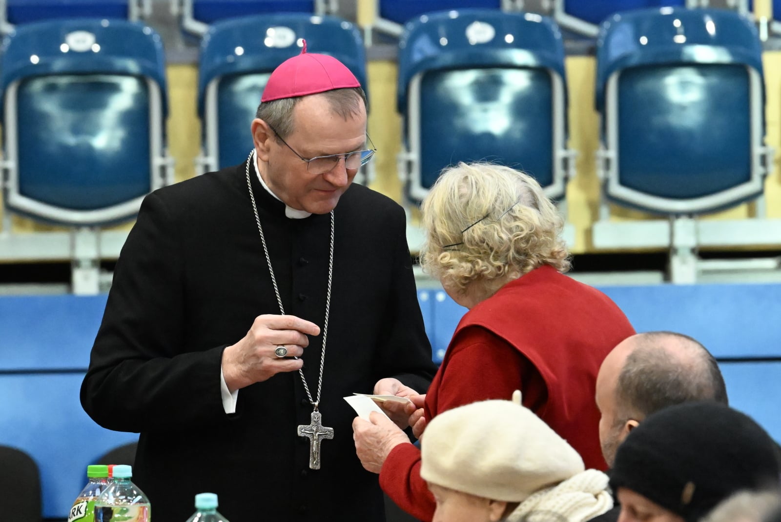 Kilkaset osób przyszło na wigilię Caritas dla osób potrzebujących w Sopocie [+GALERIA]