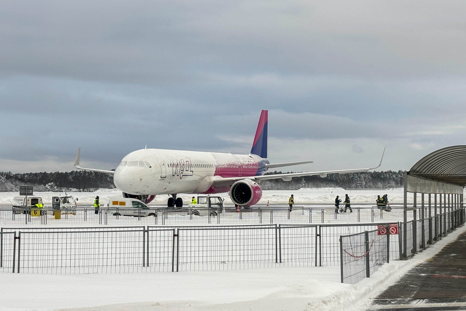 Lotnisko w Łodzi przyjęło 6 samolotów przekierowanych z Modlina