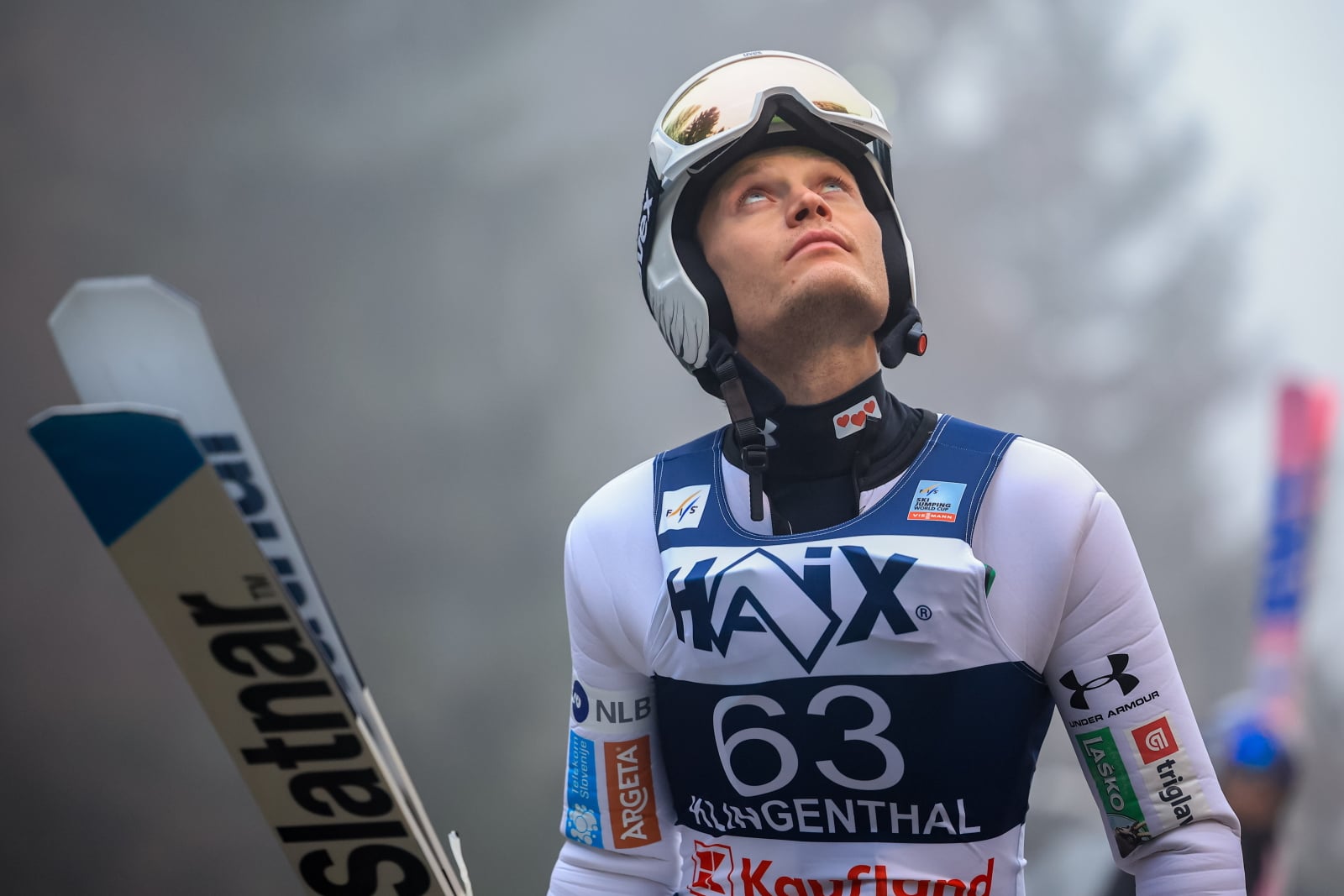 Skoki narciarskie w Klingenthal: Polacy daleko poza podium