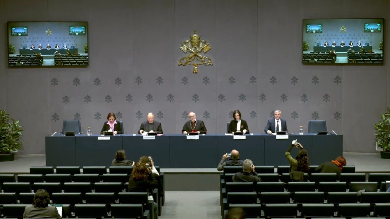 Kard. Czerny przed Światowym Dniem Chorego: służyć bliźniemu to kochać Boga czynami