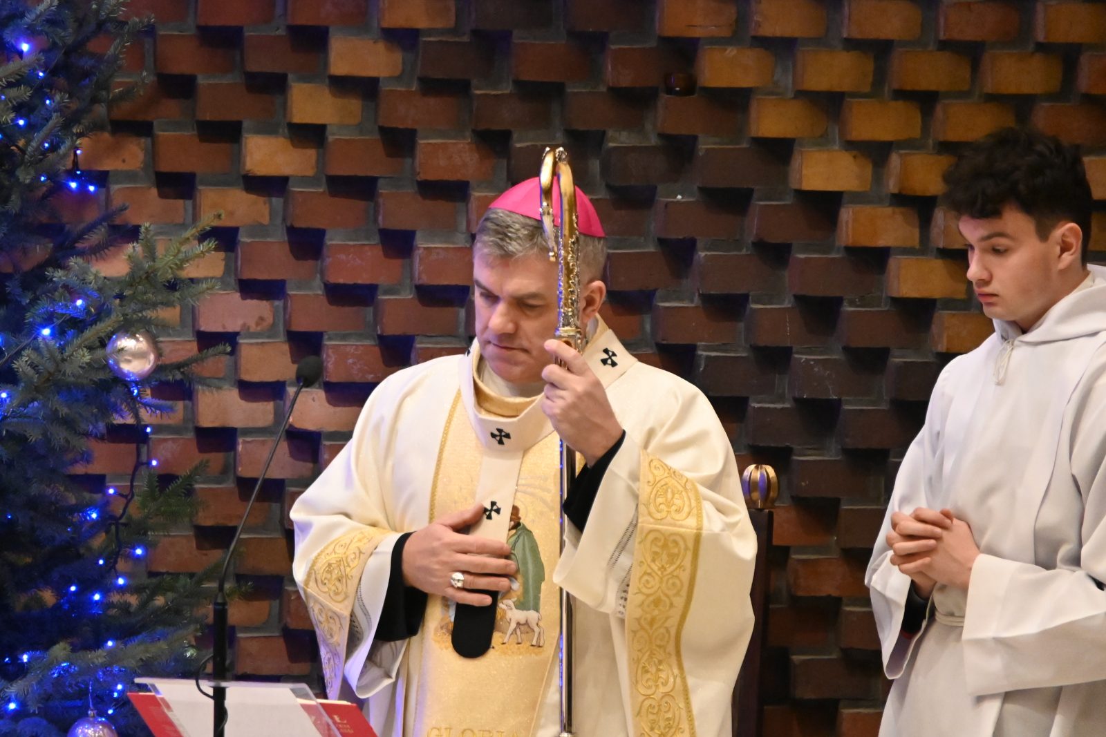 Abp Zbigniew Zieliński: modlimy się o klimat otwarcia na życie dla Kościoła