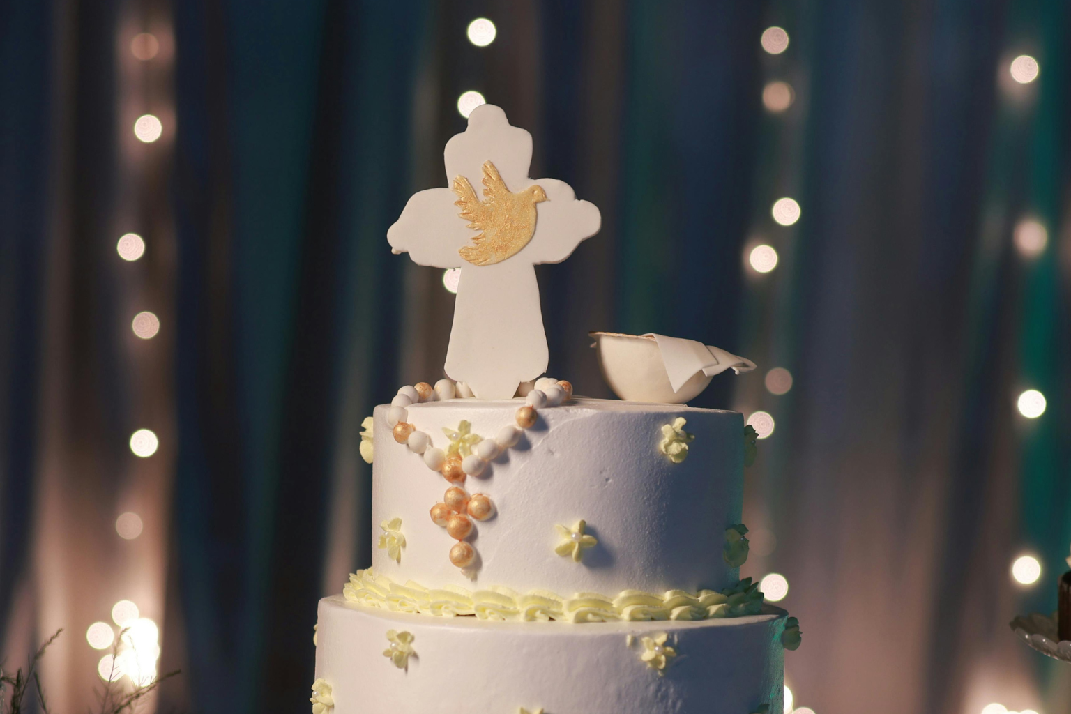 Krzyż na sprzedaż [FELIETON]