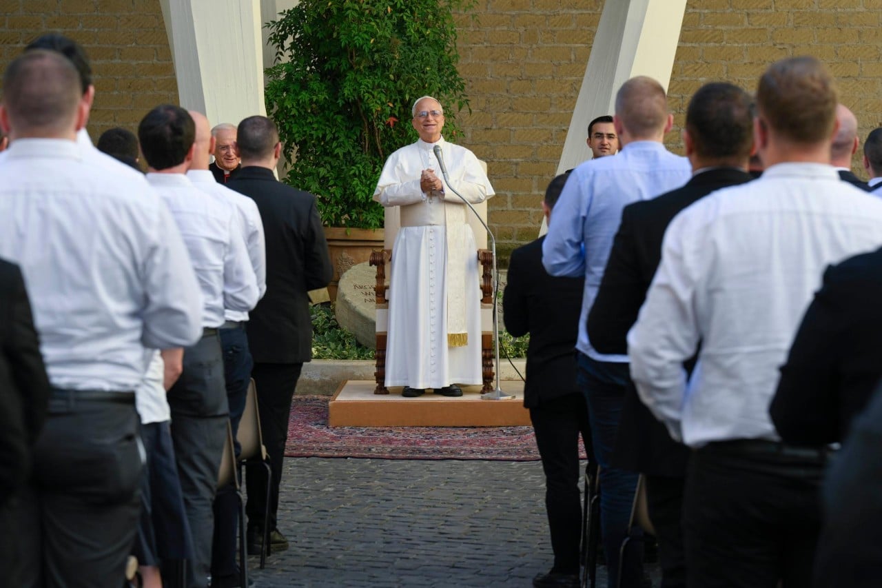 Francja: rośnie liczba powołań – młodzi szukają Boga
